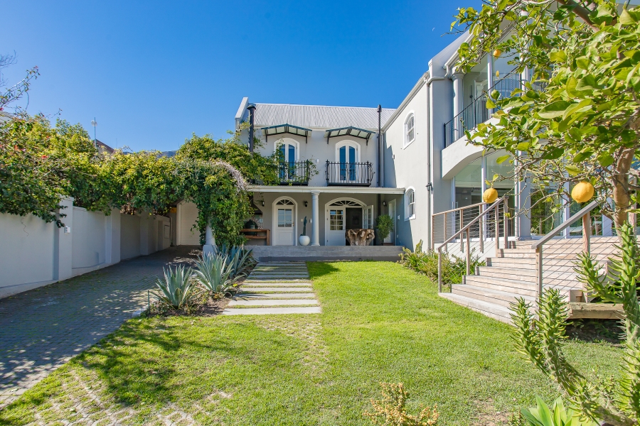 To Let 4 Bedroom Property for Rent in Franschhoek Western Cape